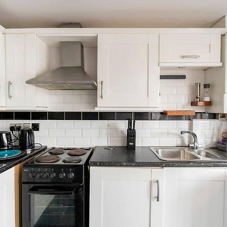Lovely One Bedroom Flat. ベルファスト エクステリア 写真